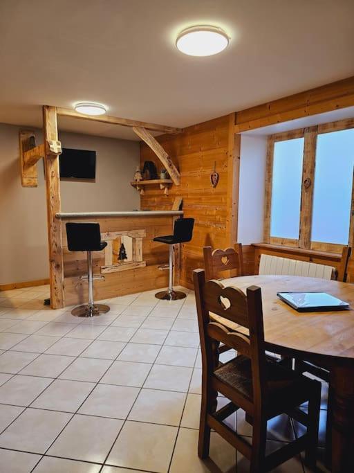 Vila Le Banc Des Seilles Bonvillard Exteriér fotografie